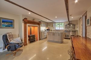 Kitchen Breakfast Room- click for photo gallery